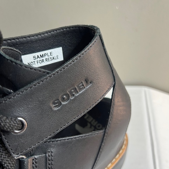 Sorel 7 women’s black lace up Ona Ave platform sandal - Picture 4 of 5